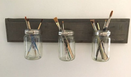 There’s no shortage of DIY mason jars crafting projects out there these day