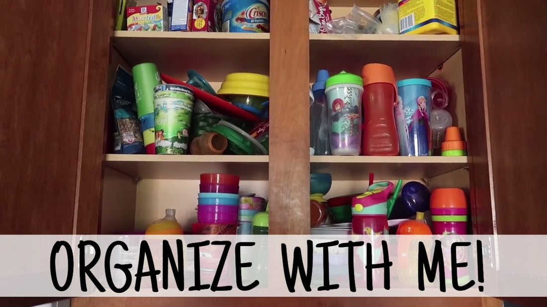 Come along as I declutter and organize the catch-all cupboard of kids dishes and sippy cups at my sister-in-law's house! ===== Will's Family Gaming Channel: ...